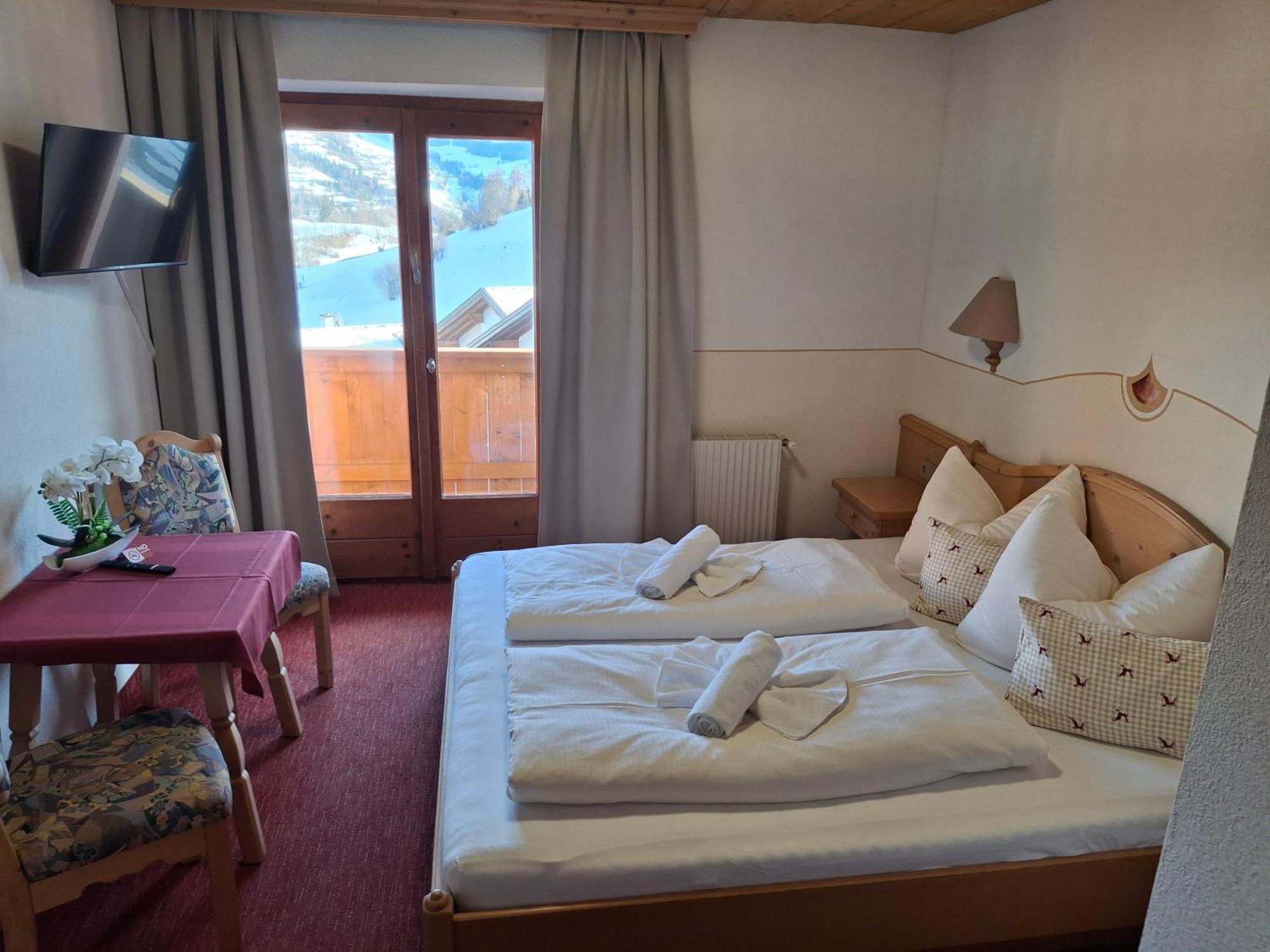 Pension Razil Ladis Exteriér fotografie